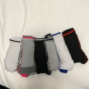 Nike elite socks, 6 pairs, will fit size 5-8 wmns